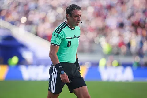"لا نقبل التشكيك في نزاهة كلاوس".. الاتحاد البرازيلي يرد على ترامب
